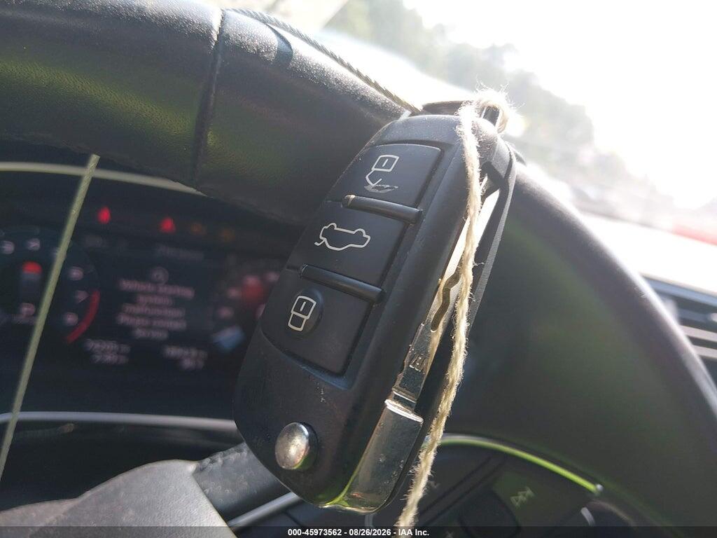 WA1DECF39P1087398 2023 AUDI Q3 photo no. 11