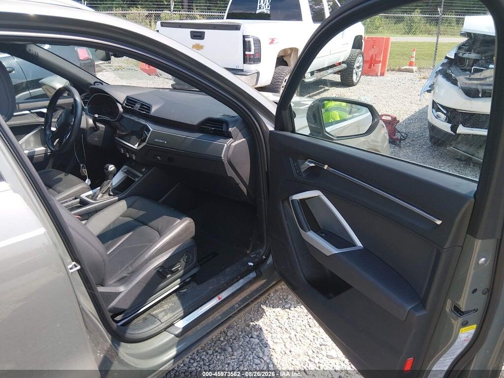 WA1DECF39P1087398 2023 AUDI Q3 photo no. 5