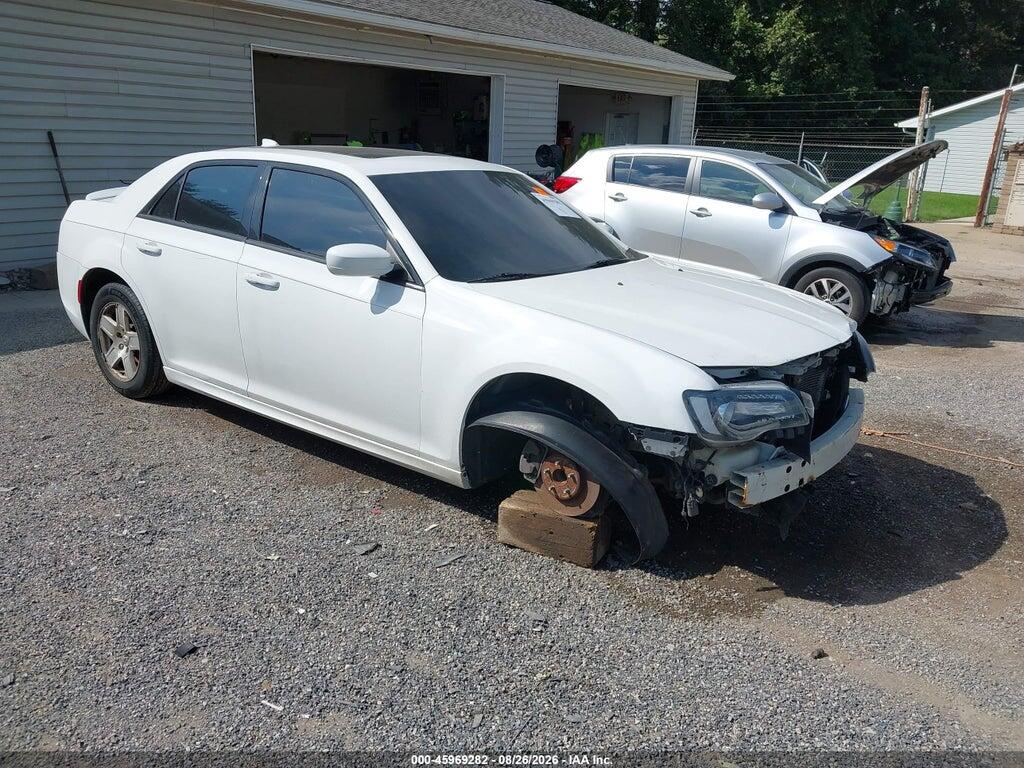 2017 CHRYSLER 300 2C3CCABG4HH603419