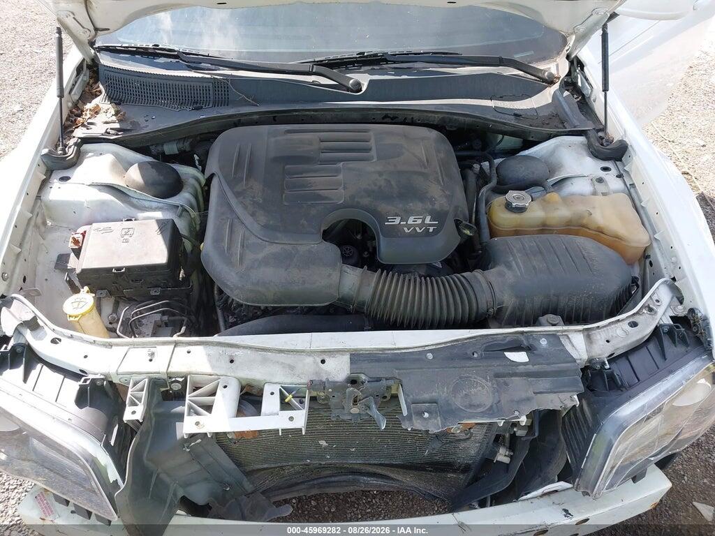 2C3CCABG4HH603419 2017 CHRYSLER 300 photo no. 10