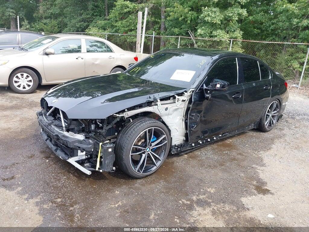 3MW89FF07P8D68840 2023 BMW 330I photo no. 2