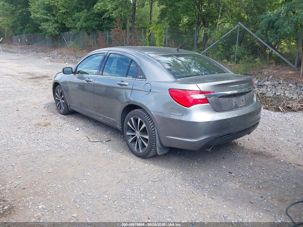1C3CCBCG1DN524134 2013 CHRYSLER 200 photo no. 3
