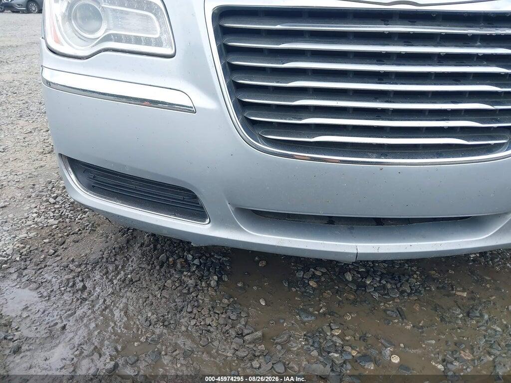 2C3CCAAG1DH589801 2013 CHRYSLER 300 photo no. 6