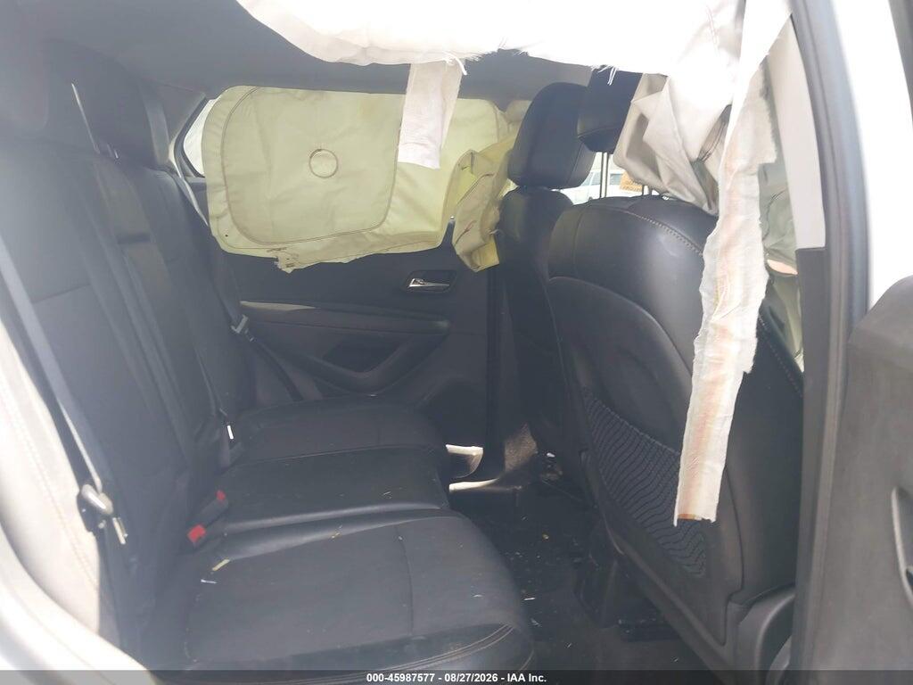 KL7CJLSB7LB010699 2020 CHEVROLET TRAX photo no. 8