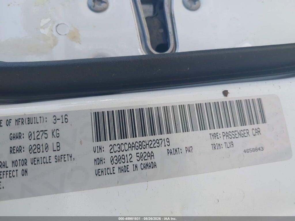 2C3CCAAG8GH229719 2016 CHRYSLER 300 photo no. 9