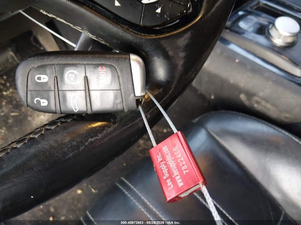 2C3CCABG4KH559560 2019 CHRYSLER 300 photo no. 11