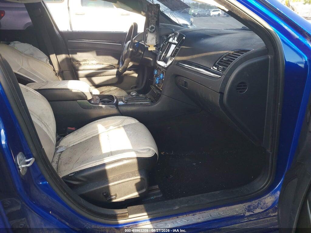 2C3CCABT1KH563160 2019 CHRYSLER 300 photo no. 5