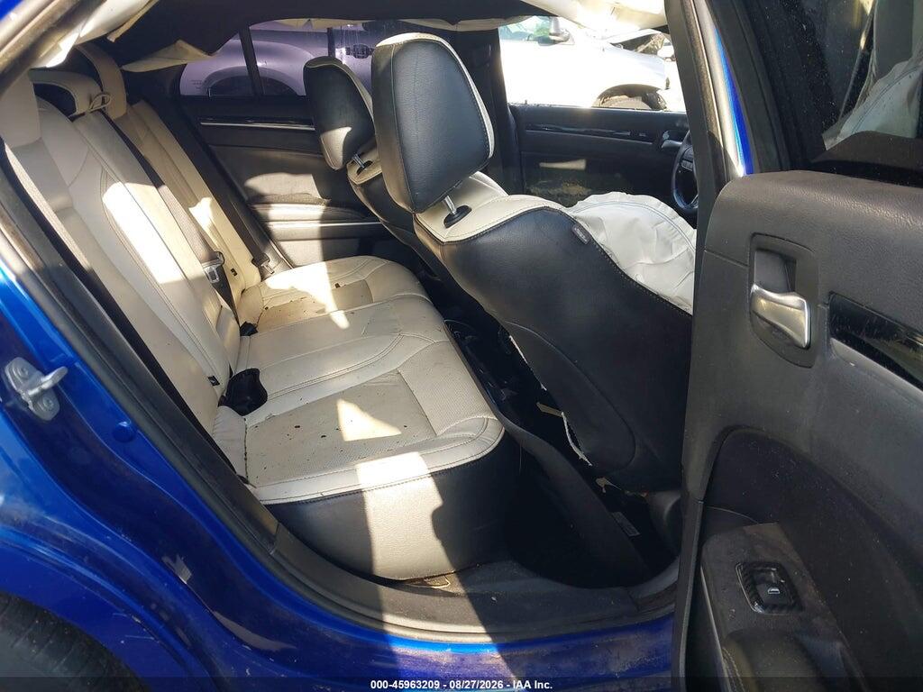 2C3CCABT1KH563160 2019 CHRYSLER 300 photo no. 8