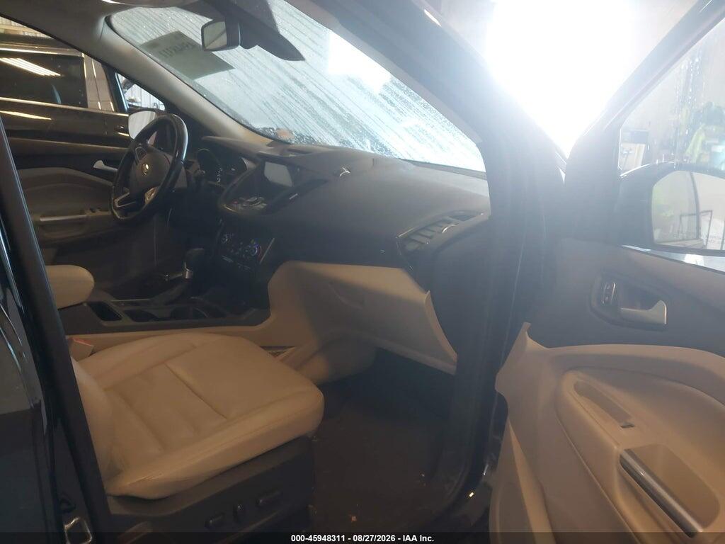 1FMCU0JD1HUE45995 2017 FORD ESCAPE photo no. 5