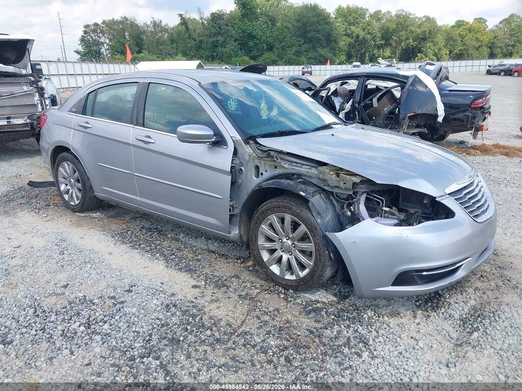 2014 CHRYSLER 200 1C3CCBBB2EN236789