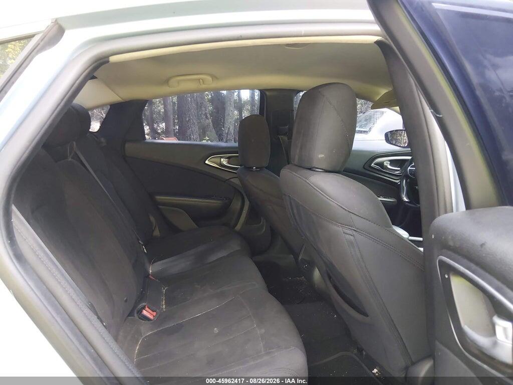1C3CCCAB9FN725960 2015 CHRYSLER 200 photo no. 8