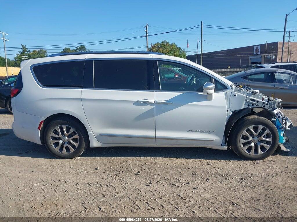 2C4RC1N79RR104810 2024 CHRYSLER PACIFICA HYBRID photo no. 12