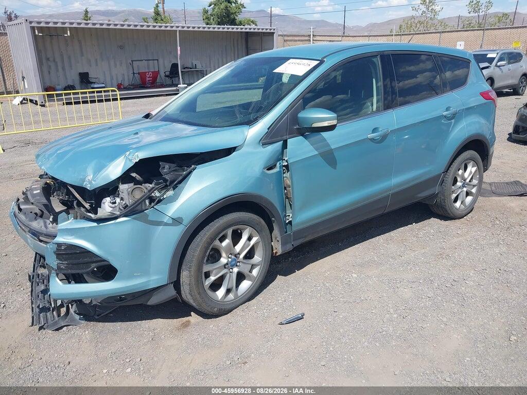 1FMCU9H92DUA48747 2013 FORD ESCAPE photo no. 2