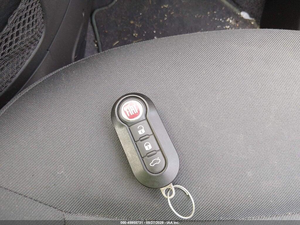 3C3CFFAR8FT560604 2015 FIAT 500 photo no. 11