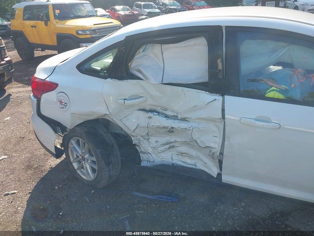 1FADP3F25GL267303 2016 FORD FOCUS photo no. 6