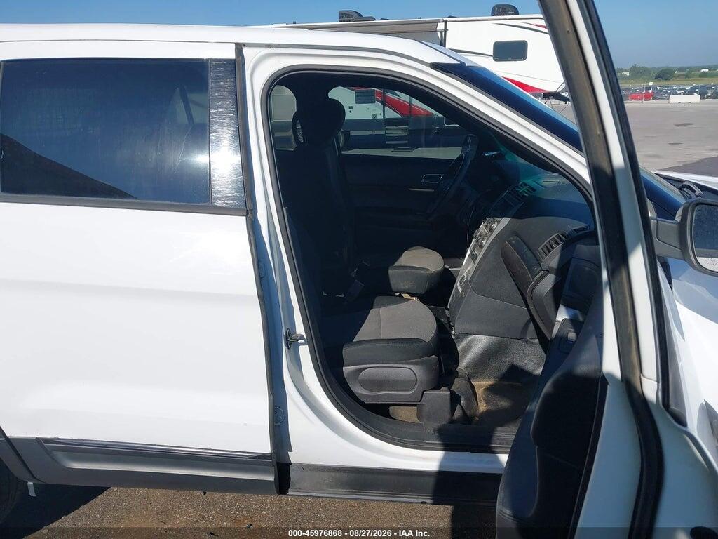 1FM5K8AR4DGC41113 2013 FORD UTILITY POLICE INTERCEPTOR photo no. 5