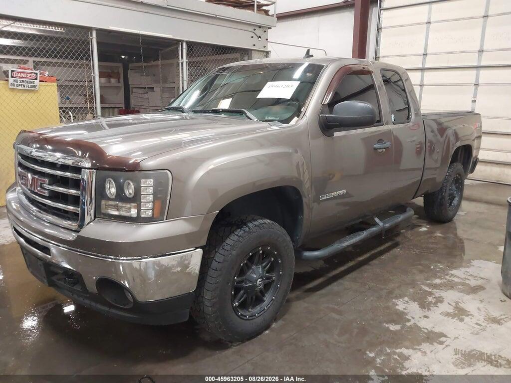 1GTR2VE71DZ144792 2013 GMC SIERRA 1500 photo no. 2