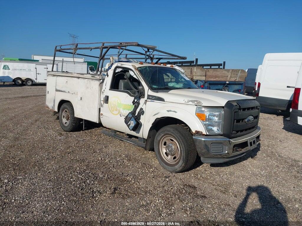 2014 FORD F-350 CHASSIS 1FDRF3E68EEA93652