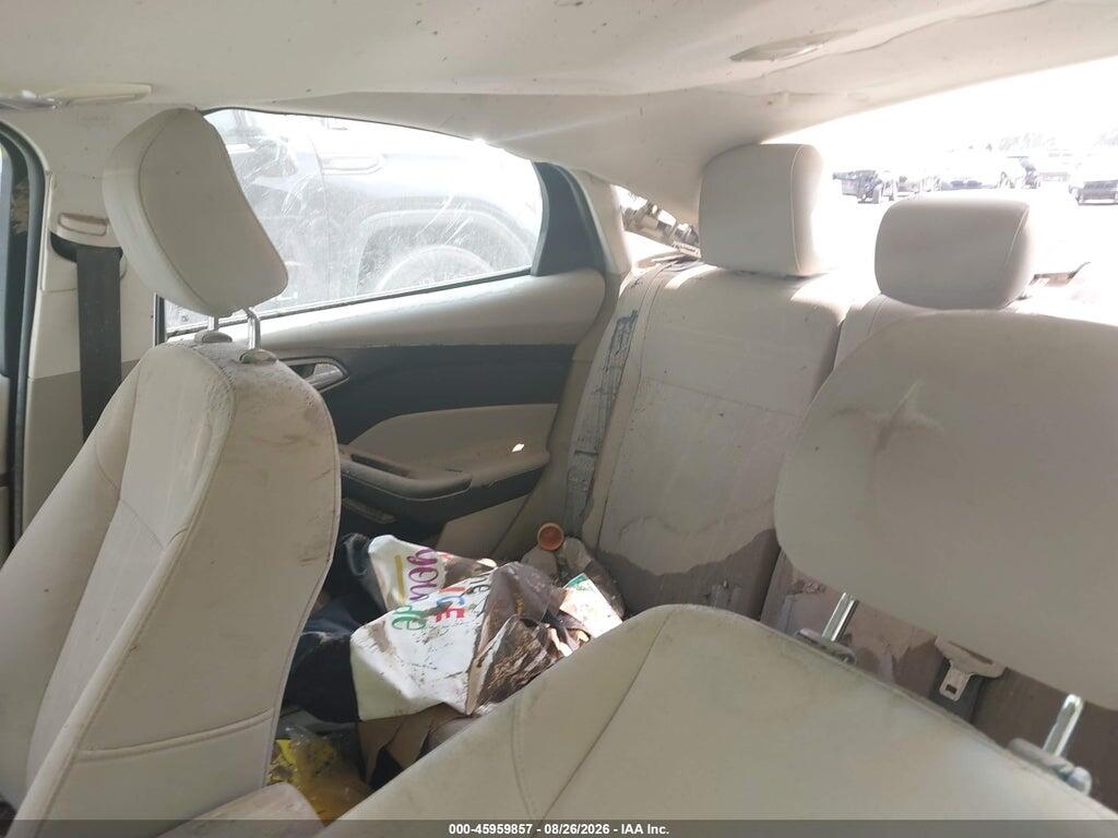 1FADP3F25FL319219 2015 FORD FOCUS photo no. 8