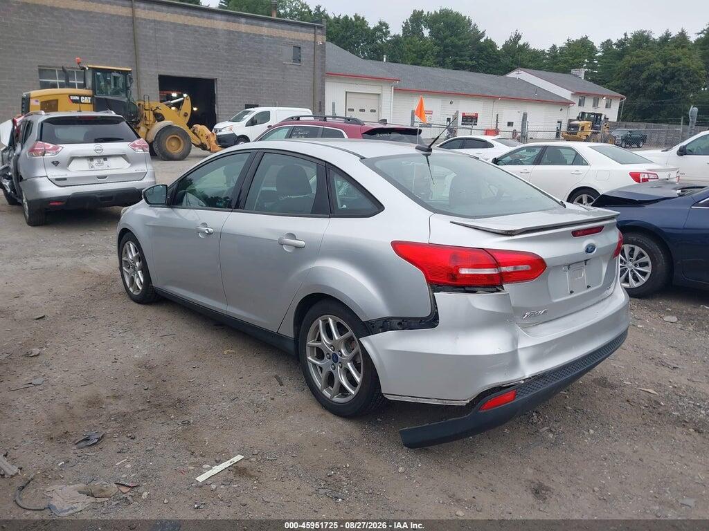 1FADP3F26FL251710 2015 FORD FOCUS photo no. 3
