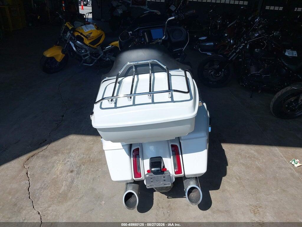 1HD1KH718RB647838 2024 HARLEY-DAVIDSON FLTRX photo no. 6