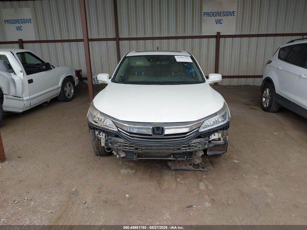 JHMCR6F73HC006796 2017 HONDA ACCORD HYBRID photo no. 11