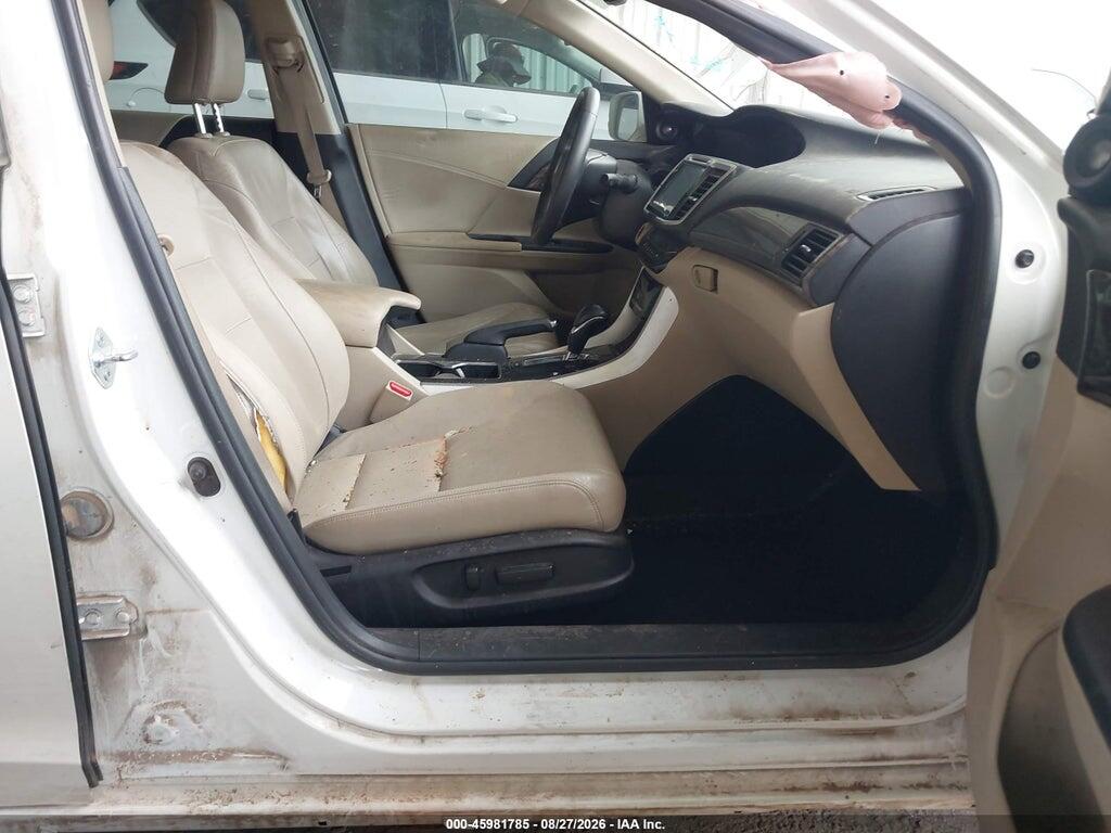 JHMCR6F73HC006796 2017 HONDA ACCORD HYBRID photo no. 5