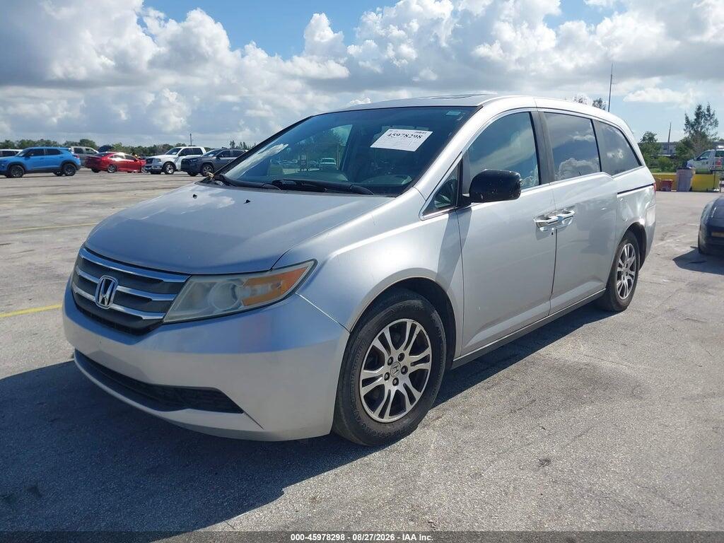 5FNRL5H65DB041543 2013 HONDA ODYSSEY photo no. 2