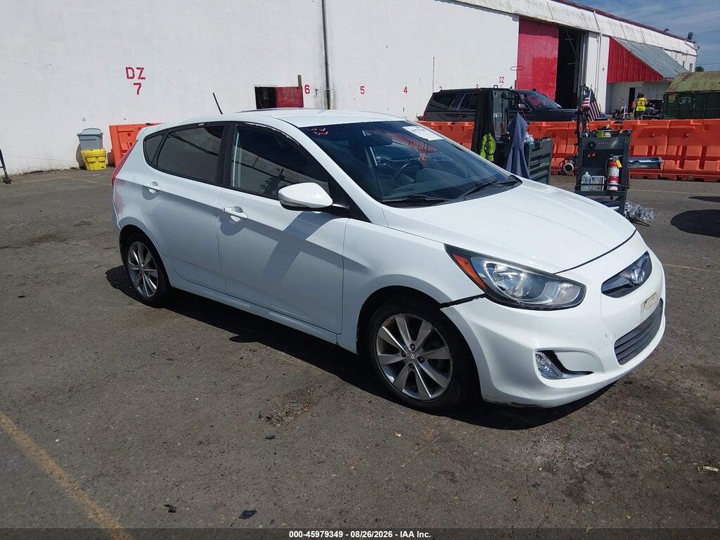 2013 HYUNDAI ACCENT KMHCU5AE6DU111736
