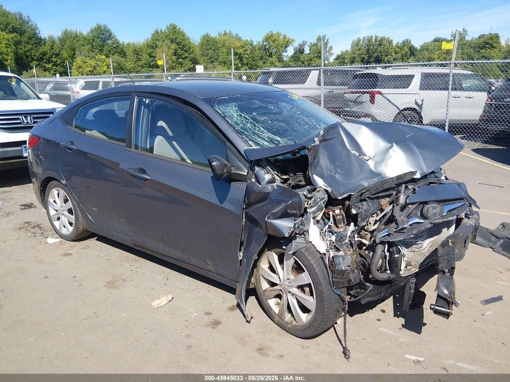 2013 HYUNDAI ACCENT KMHCU4AE4DU381672