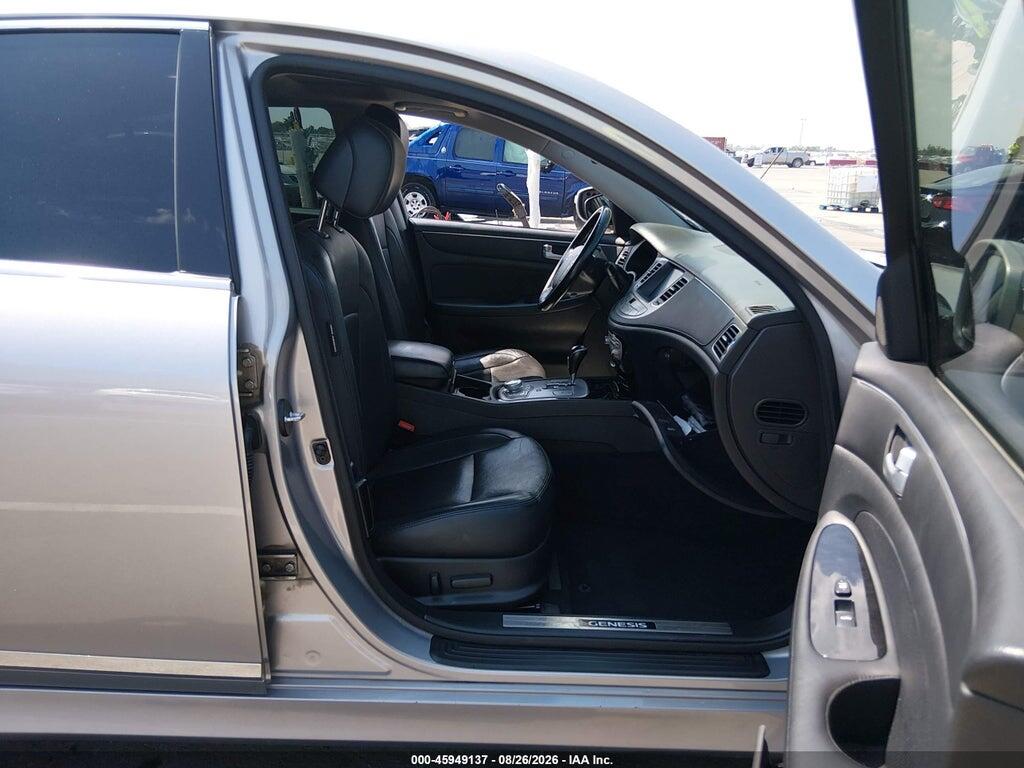KMHGC4DH3DU241011 2013 HYUNDAI GENESIS photo no. 5