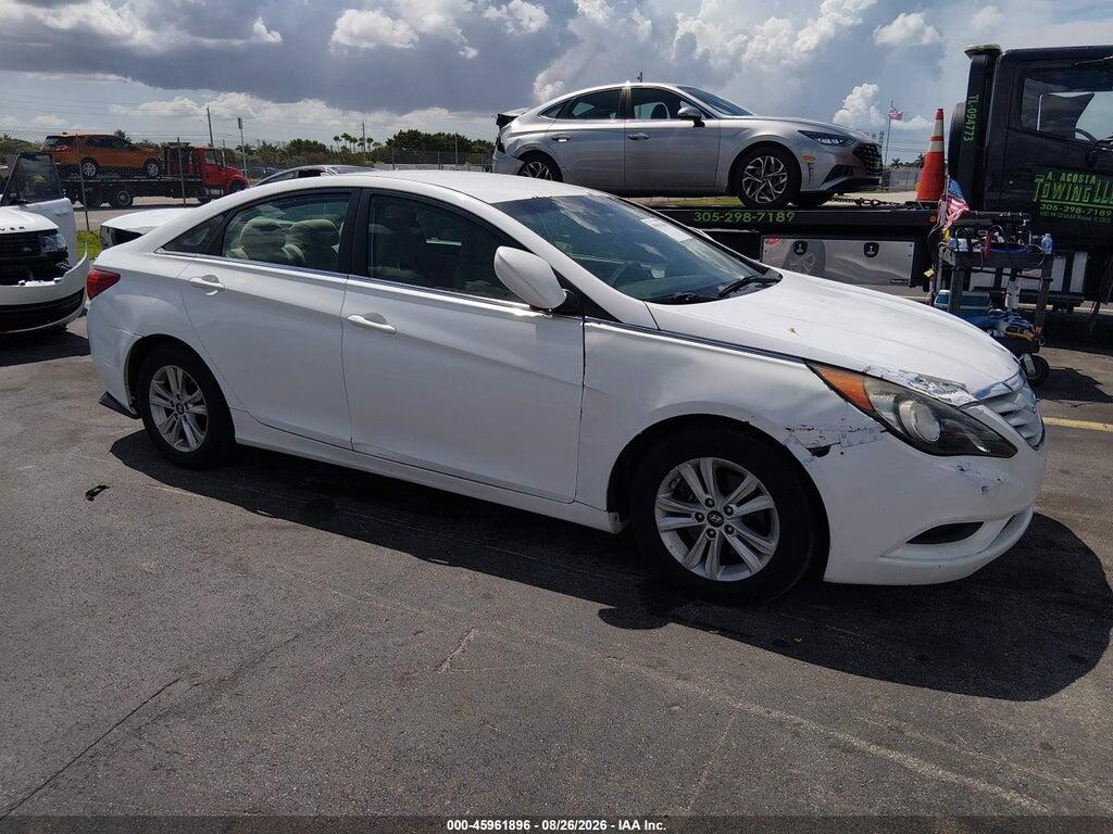 2013 HYUNDAI SONATA 5NPEB4AC3DH664575