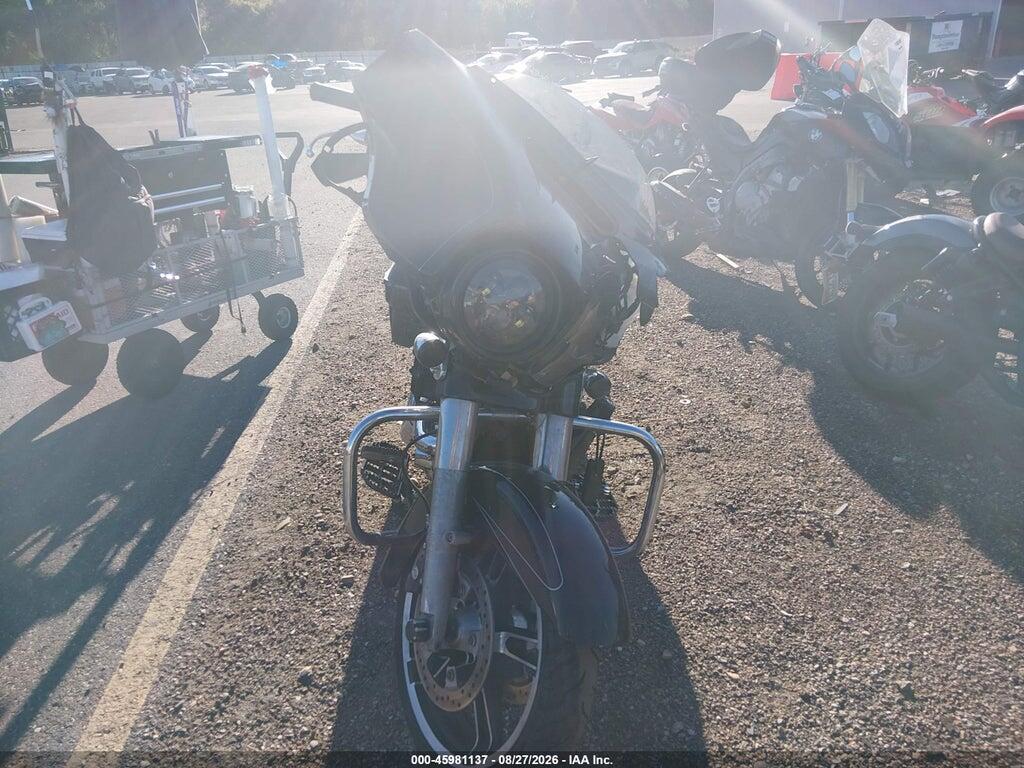 1HD1KRM18FB636196 2015 HARLEY-DAVIDSON FLHXS photo no. 5
