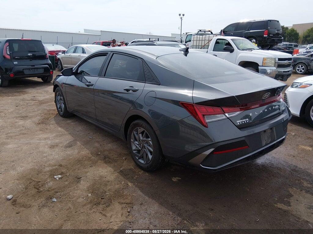 KMHLM4DJ8RU094934 2024 HYUNDAI ELANTRA HYBRID photo no. 3