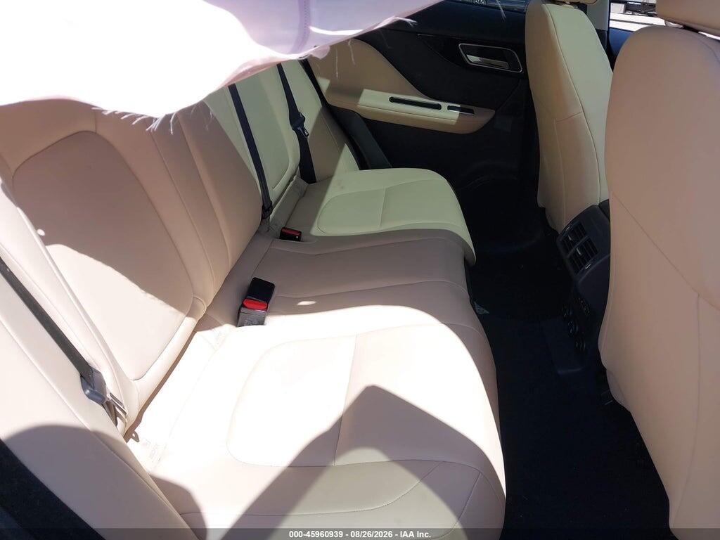 SADCJ2FX7LA630191 2020 JAGUAR F-PACE photo no. 8
