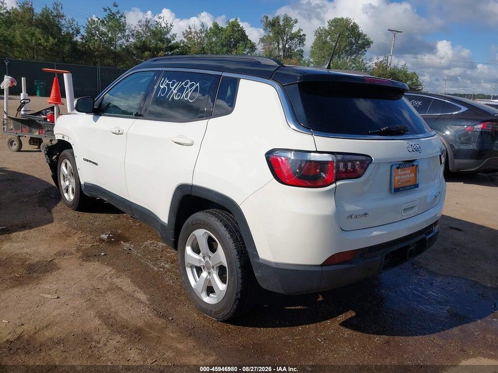 3C4NJDBB4KT803084 2019 JEEP COMPASS photo no. 3