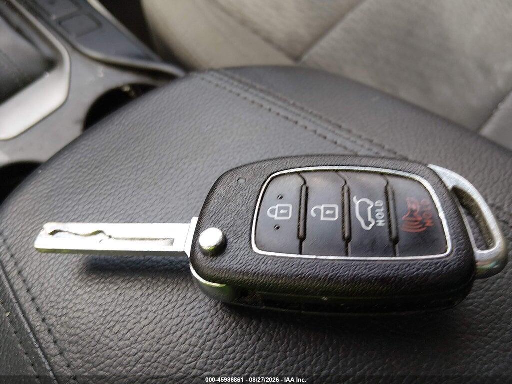 5XYZTDLB7JG572276 2018 HYUNDAI SANTA FE SPORT photo no. 11