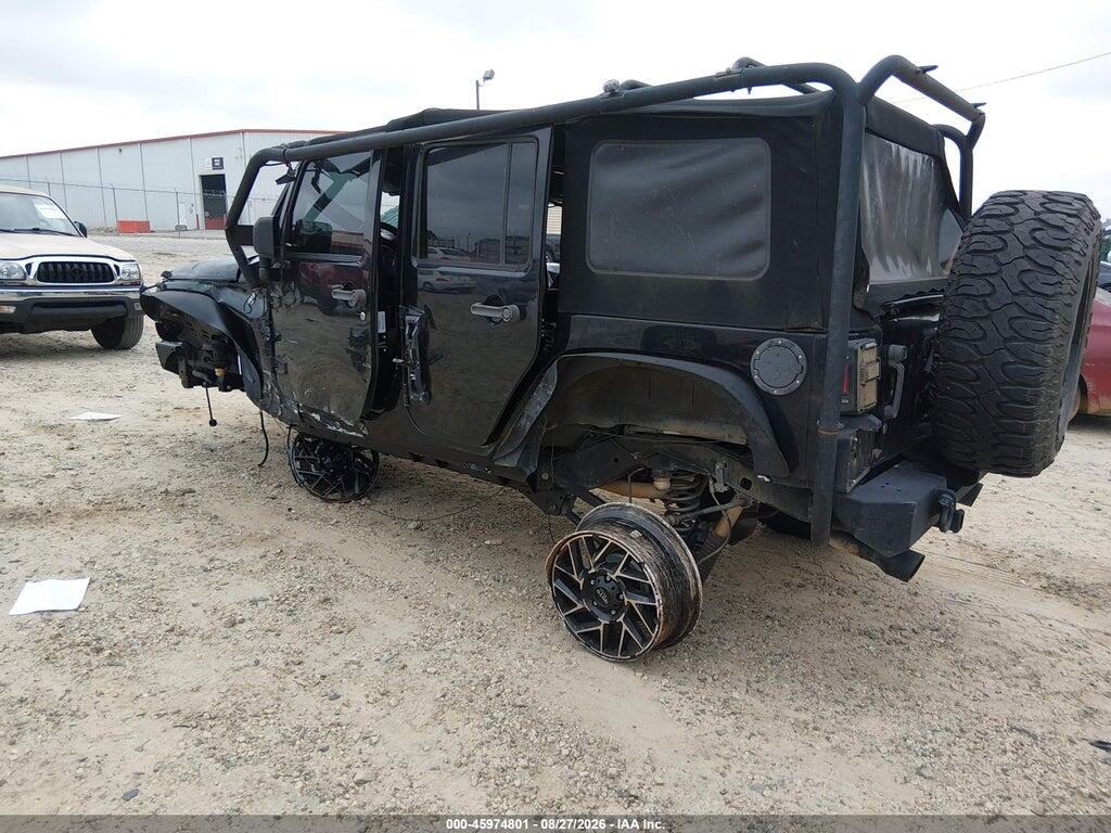 1C4BJWDG3GL102790 2016 JEEP WRANGLER UNLIMITED photo no. 3
