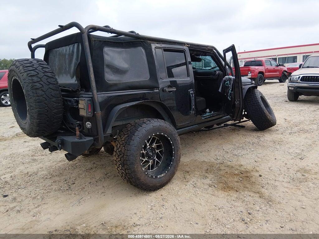 1C4BJWDG3GL102790 2016 JEEP WRANGLER UNLIMITED photo no. 4