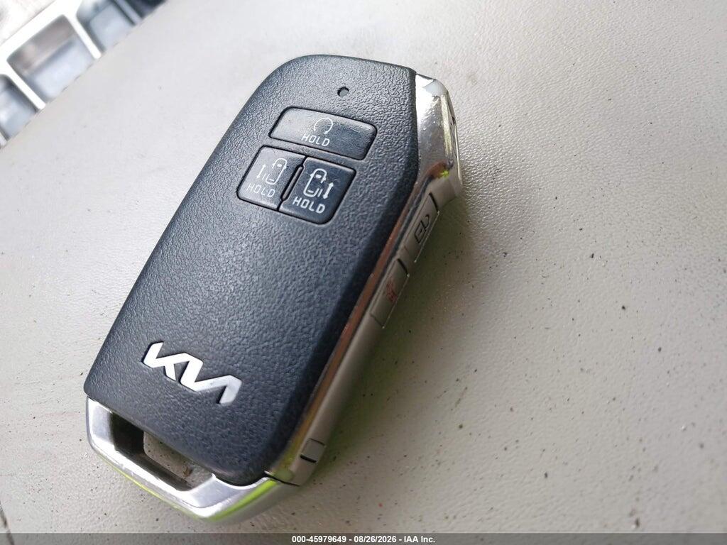 KNDNB4H39P6241519 2023 KIA CARNIVAL MPV photo no. 11