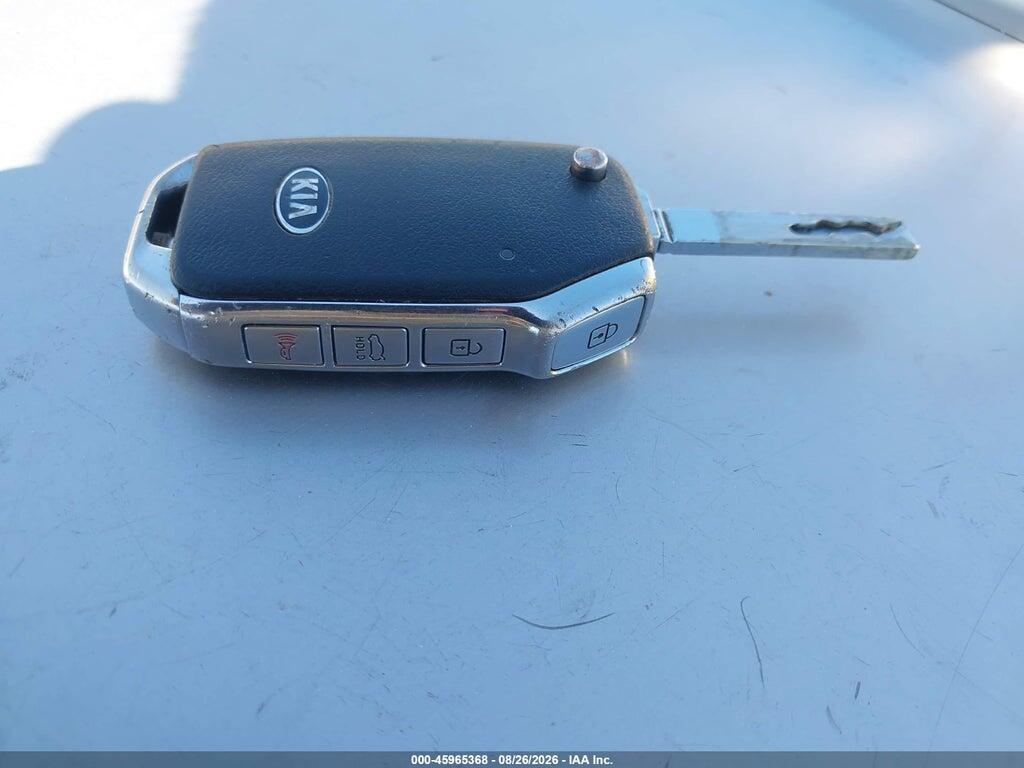 3KPF24AD2KE020371 2019 KIA FORTE photo no. 11