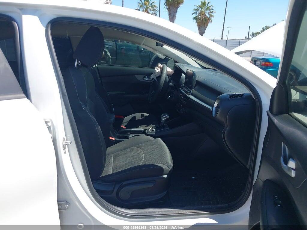 3KPF24AD2KE020371 2019 KIA FORTE photo no. 5