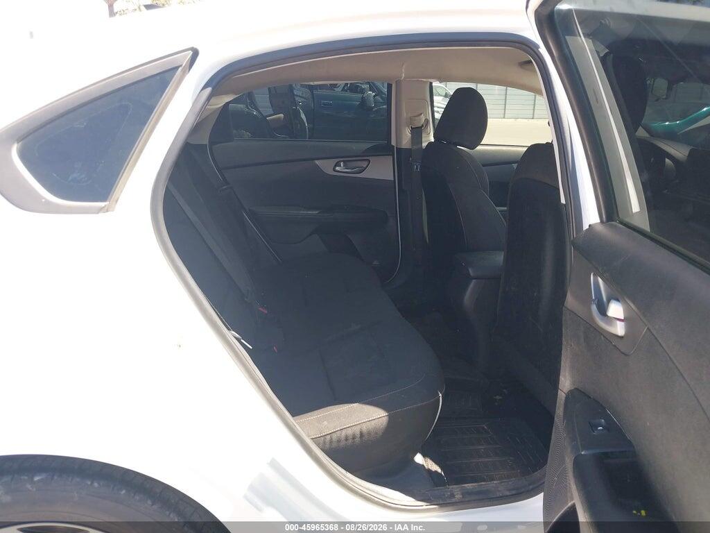 3KPF24AD2KE020371 2019 KIA FORTE photo no. 8