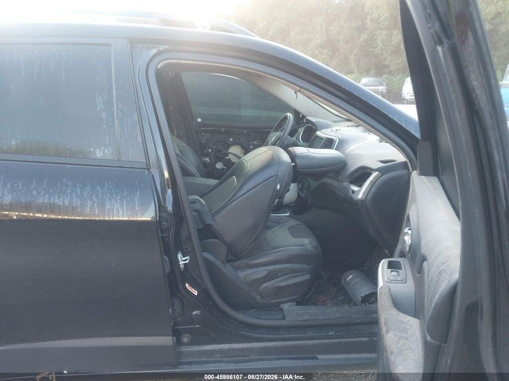 1C4PJMBB1JD609531 2018 JEEP CHEROKEE photo no. 5