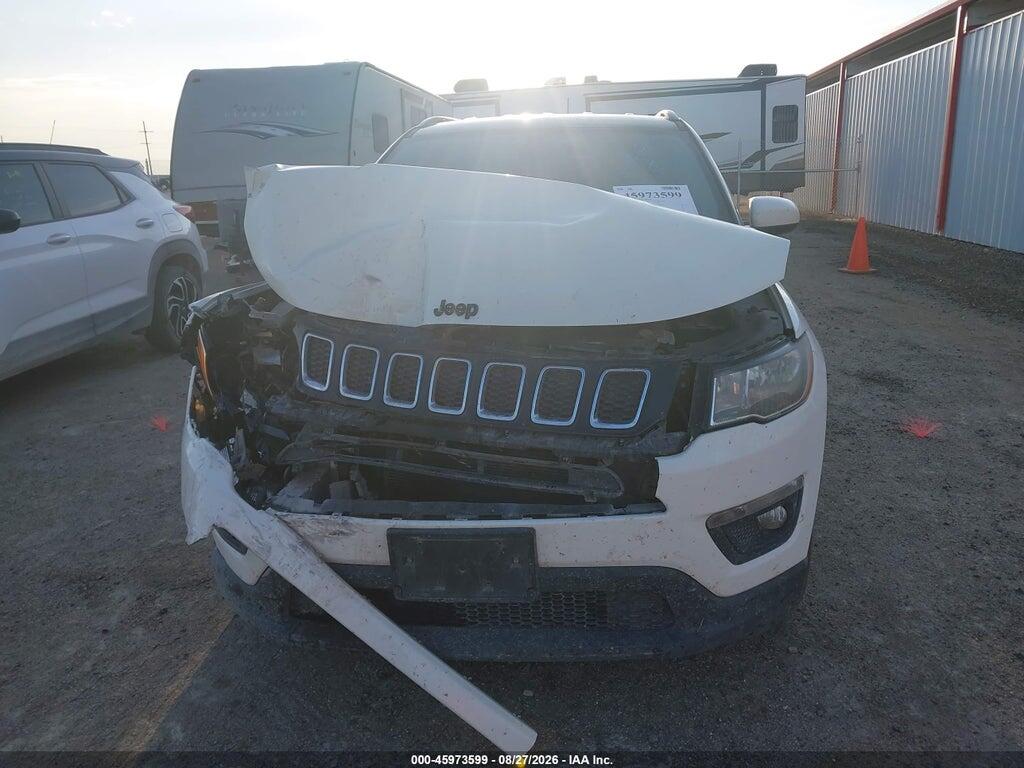3C4NJDBB2JT238218 2018 JEEP COMPASS photo no. 12