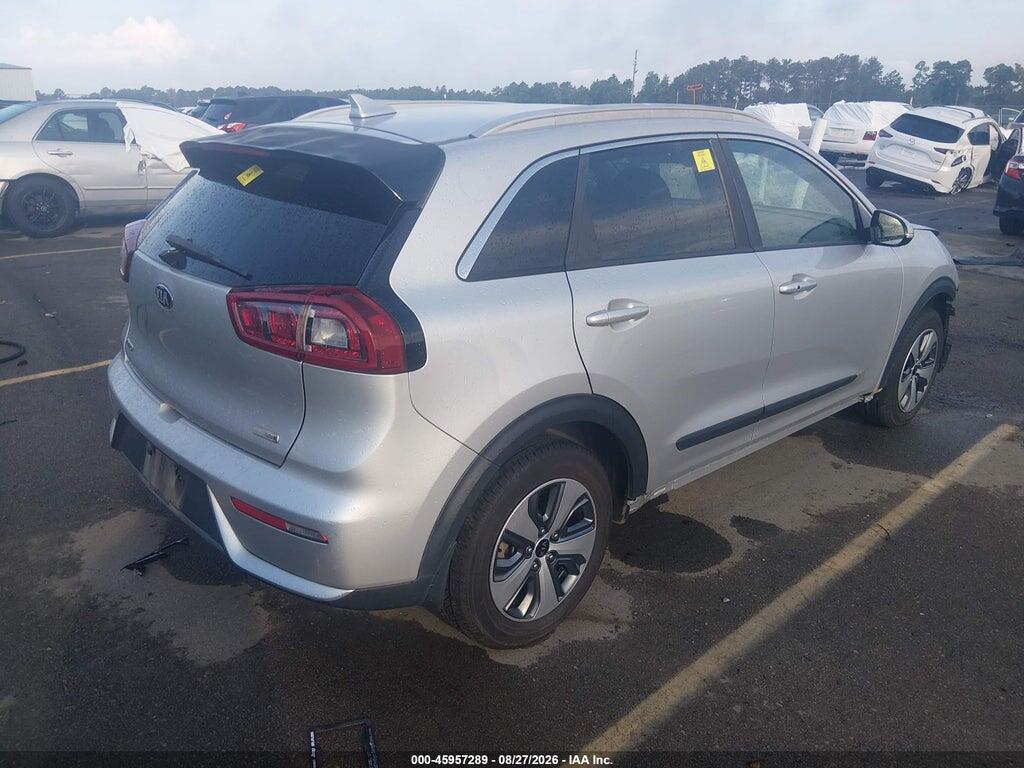KNDCC3LC8K5221492 2019 KIA NIRO photo no. 4