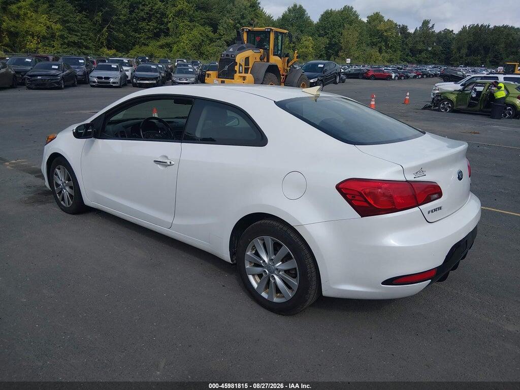 KNAFX6A87F5403124 2015 KIA FORTE KOUP photo no. 3