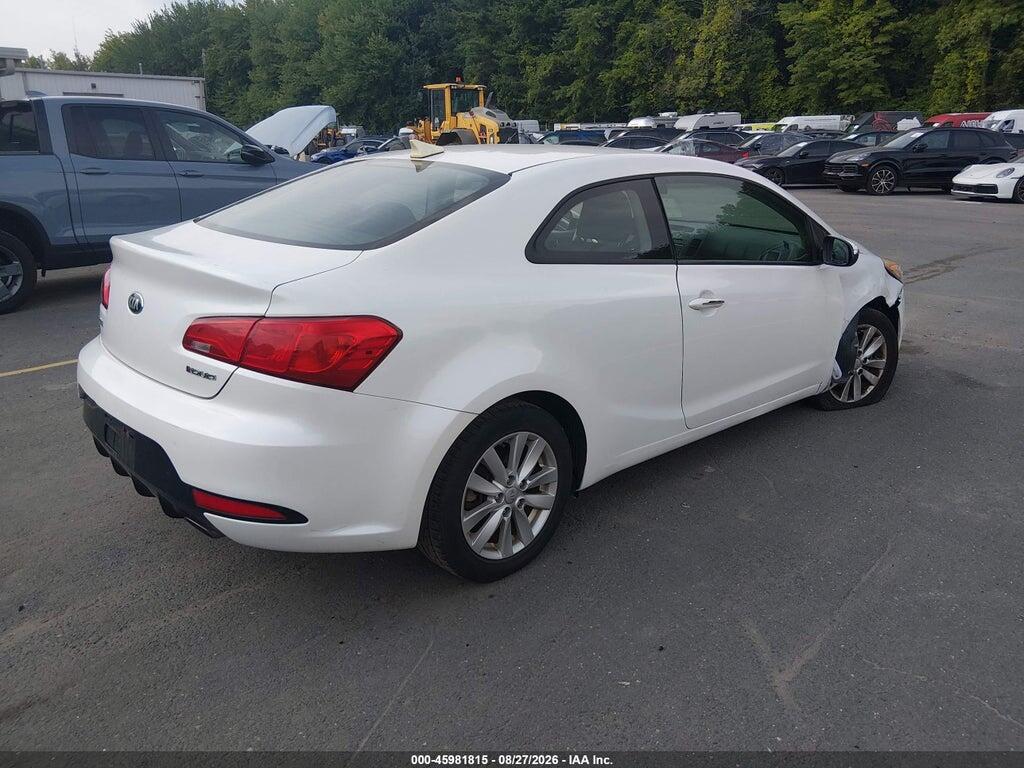 KNAFX6A87F5403124 2015 KIA FORTE KOUP photo no. 4