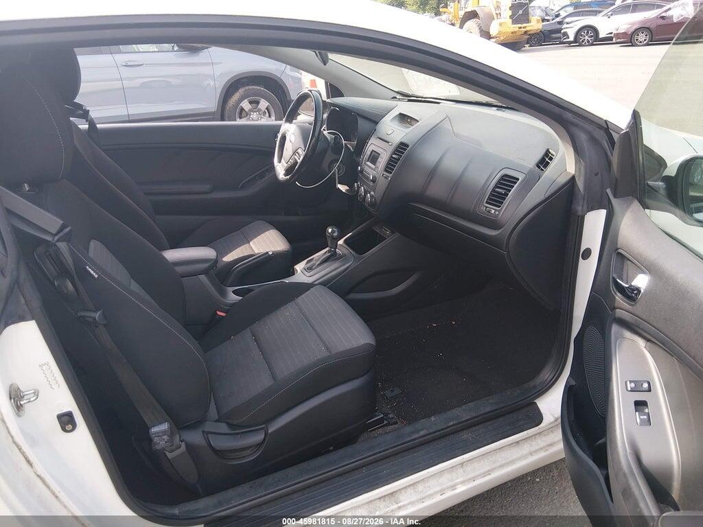 KNAFX6A87F5403124 2015 KIA FORTE KOUP photo no. 5