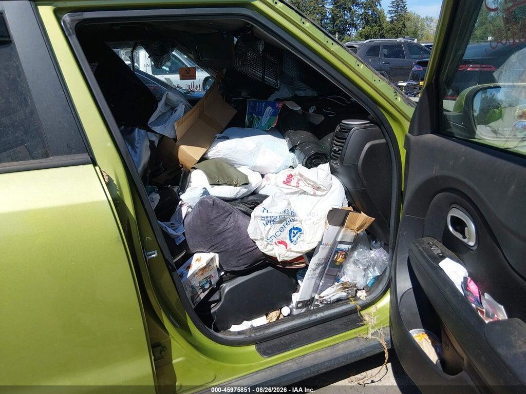 KNDJN2A20F7770541 2015 KIA SOUL photo no. 5